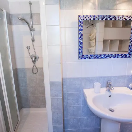 Villini A Schiopparello Villa
